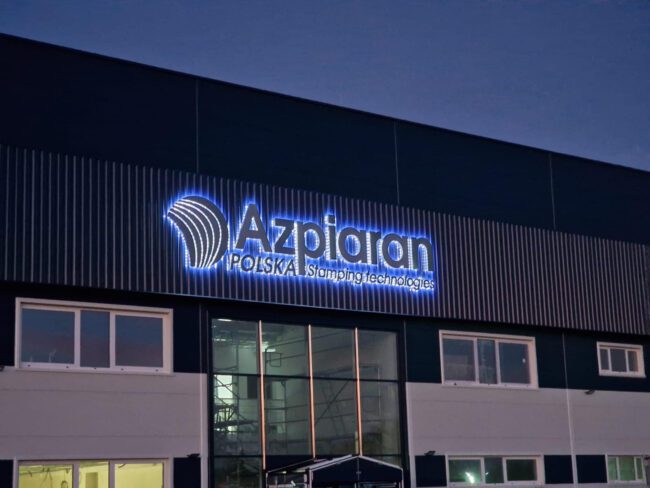 HALA PRODUKCYJNO-MAGAZYNOWA AZPIARAN REAL ESTATE POLSKA